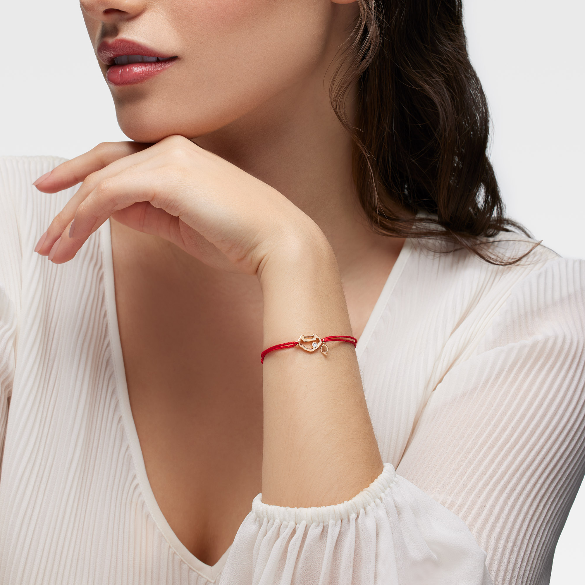 Yu Yi Rose Gold and Diamond Red Cord Bracelet | Qeelin